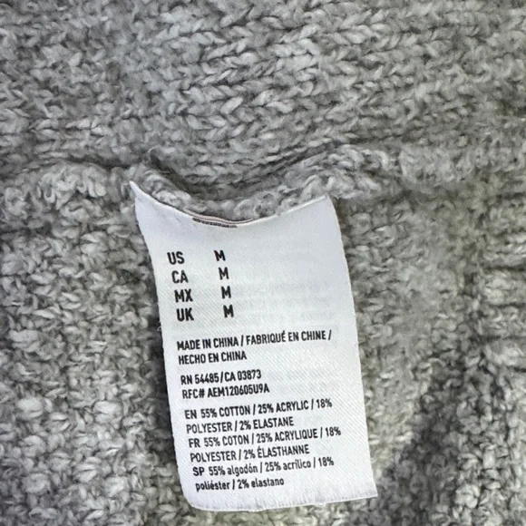 American Eagle Women’s Gray Hooded Sweater Sz M - Picture 6 of 6